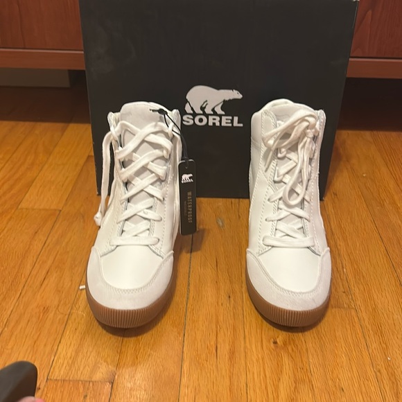 Sorel Shoes - Sorel White Ankle Boots